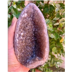 Geodes and Crystal Eggs